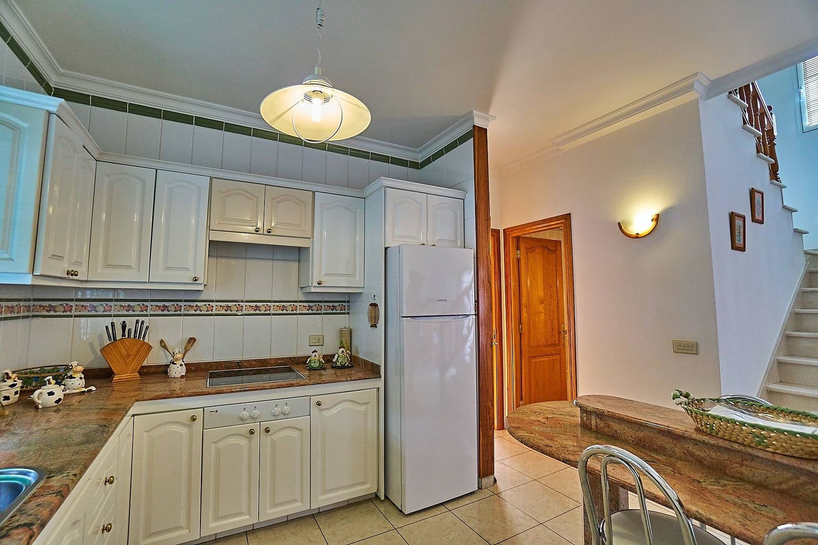 Adosado de 4 habitaciones en La Aldea de San Nicolas en venta con garaje - 240.000 € (Ref: 9240415)