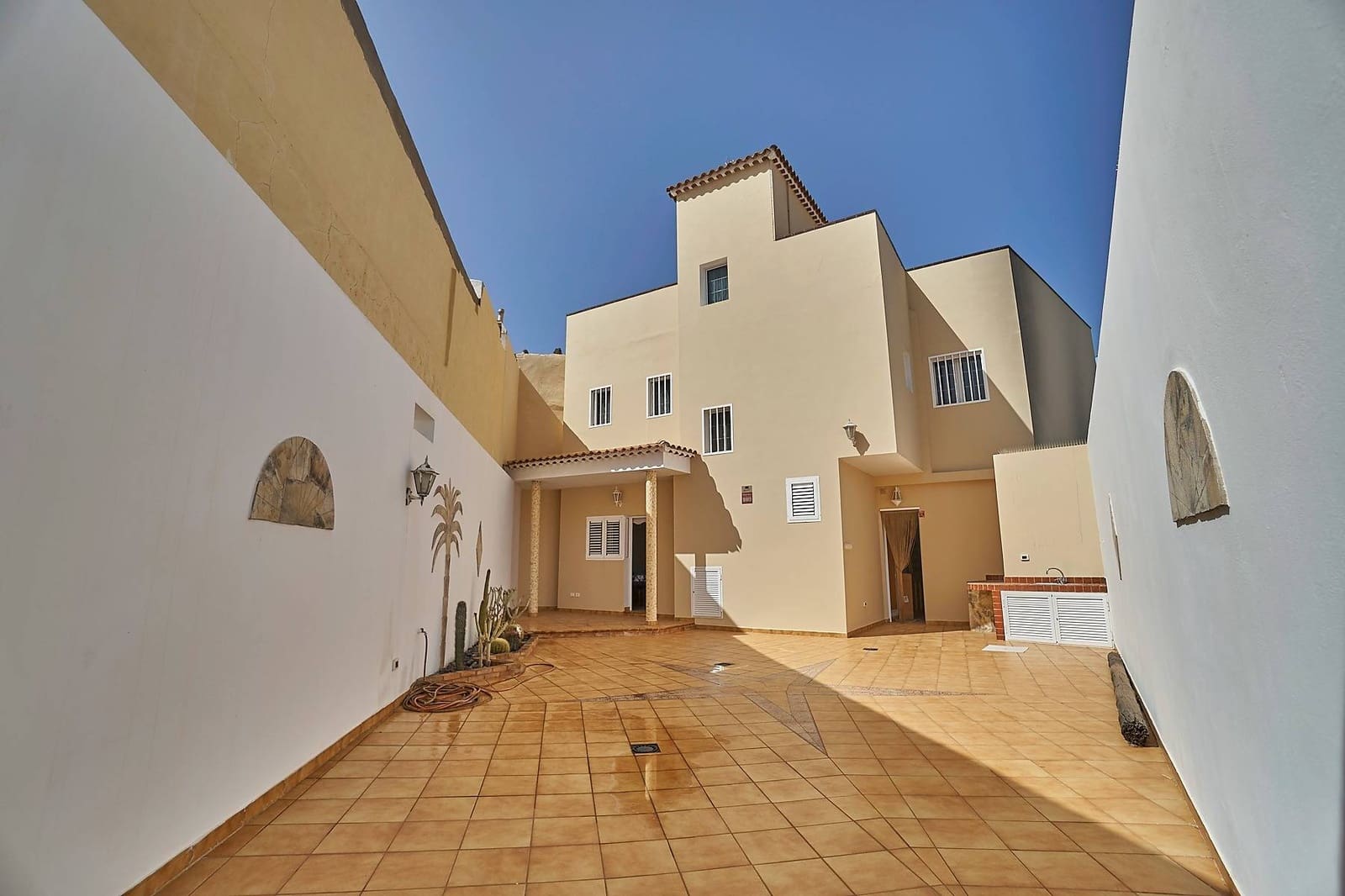 4 sovrum Radhus till salu i La Aldea de San Nicolas med garage - 240 000 € (Ref: 9240415)