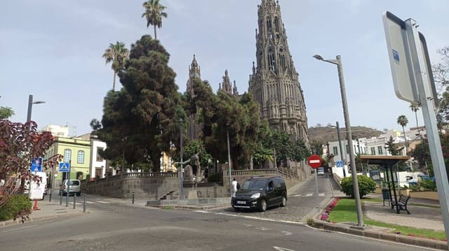 3 sypialnia Dom szeregowy na sprzedaż w Arucas z garażem - 380 000 € (Ref: 9242878)