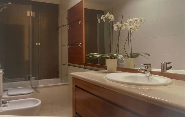 3 sypialnia Dom szeregowy na sprzedaż w Arucas z garażem - 380 000 € (Ref: 9242878)