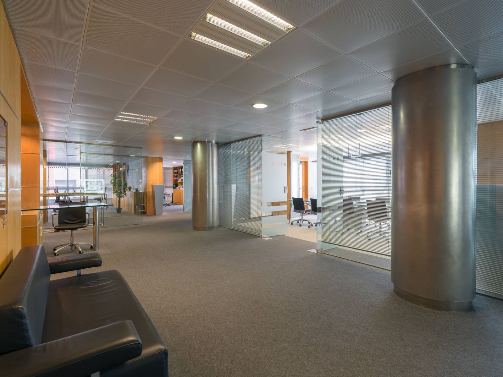 Office for sale in Las Palmas de Gran Canaria with garage - € 780,000 (Ref: 9255284)