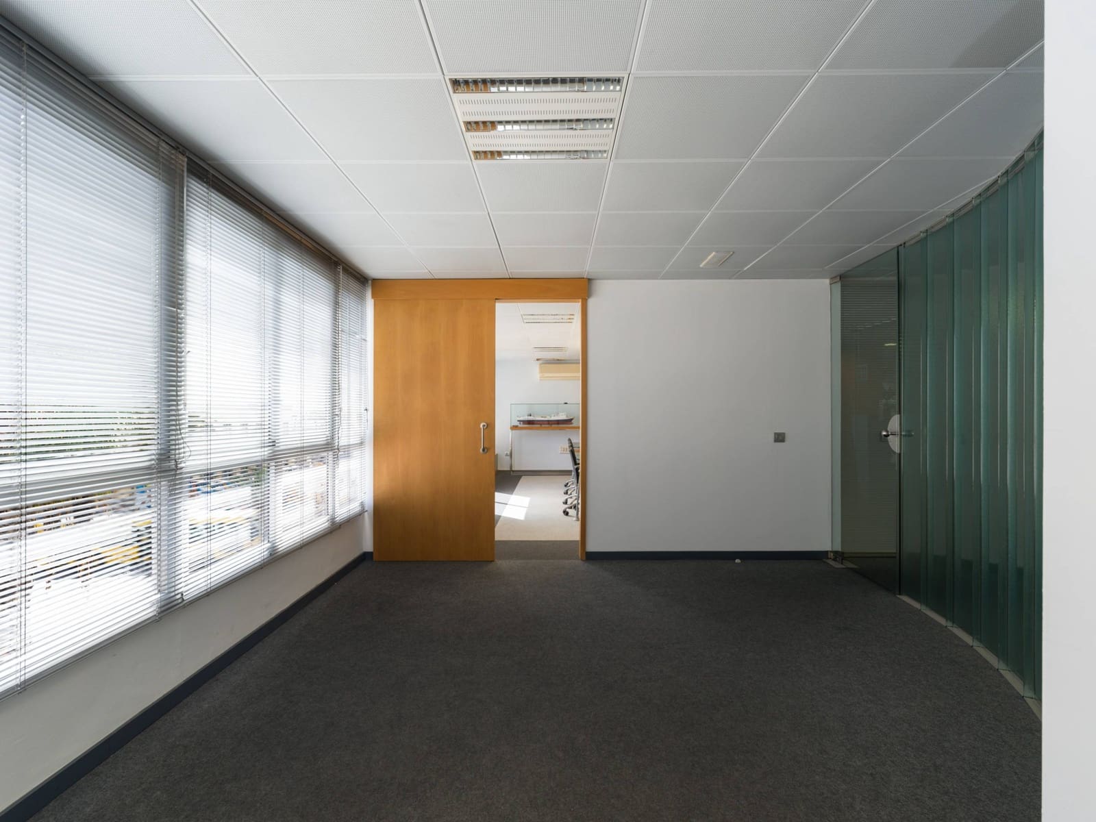 Office for sale in Las Palmas de Gran Canaria with garage - € 780,000 (Ref: 9255284)