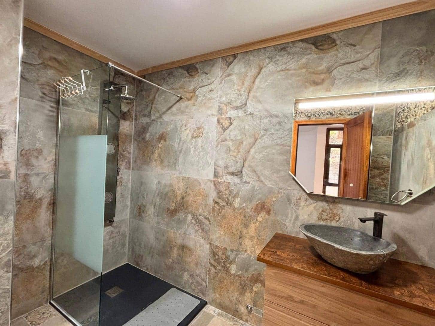 2 slaapkamer Appartement te huur in Santa Cruz de la Palma - € 1.500 (Ref: 9257293)