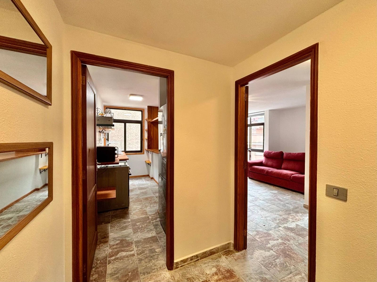 2 slaapkamer Appartement te huur in Santa Cruz de la Palma - € 1.500 (Ref: 9257293)