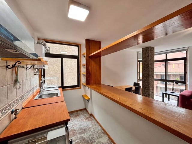 2 bedroom Apartment for rent in Santa Cruz de la Palma - € 1,500 (Ref: 9257293)