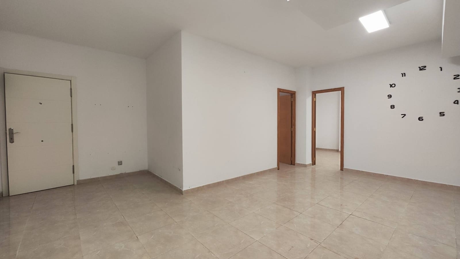 2 soveværelse Kontor til salg i Las Palmas de Gran Canaria - € 112.000 (Ref: 9257295)