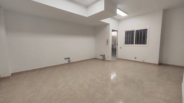 2 slaapkamer Kantoor te koop in Las Palmas de Gran Canaria - € 112.000 (Ref: 9257295)
