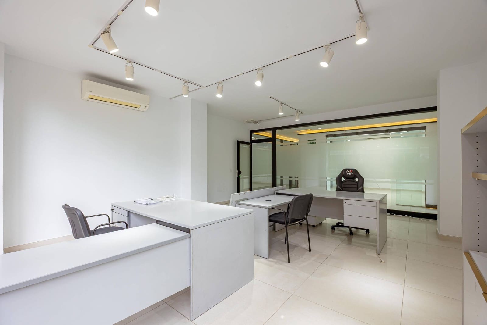 5 sovrum Kontor att hyra i Las Palmas de Gran Canaria med garage - 4 000 € (Ref: 9262599)