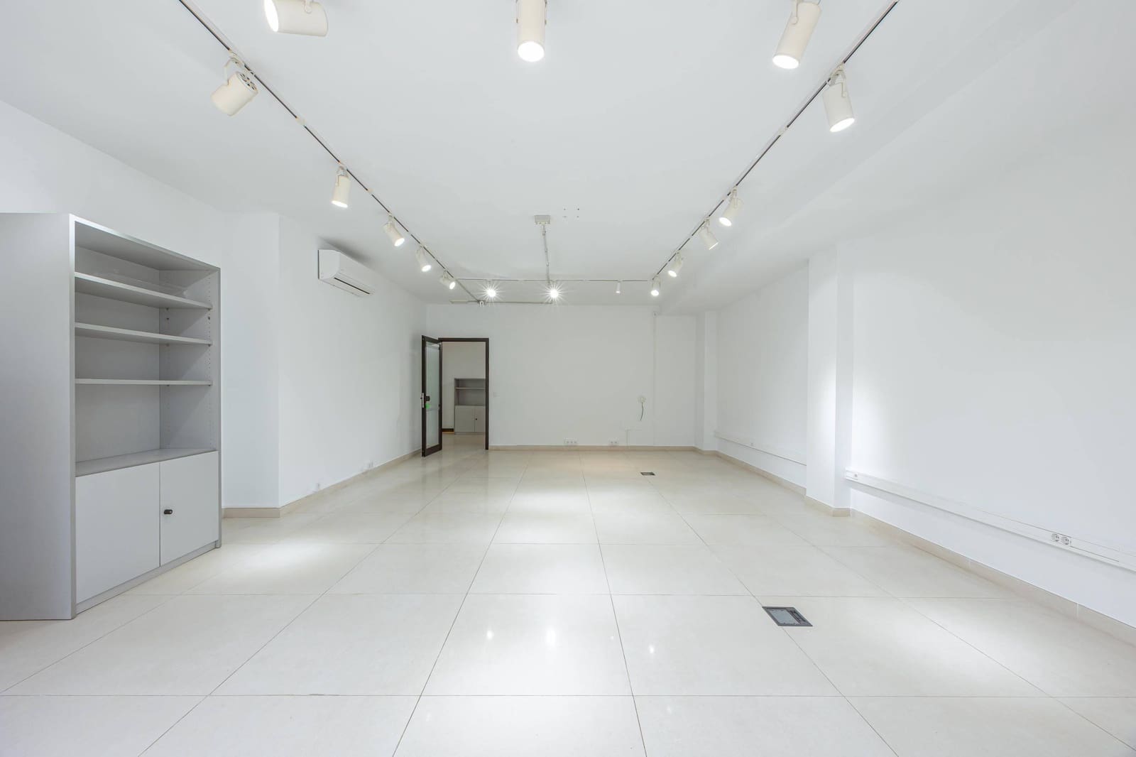 5 sovrum Kontor att hyra i Las Palmas de Gran Canaria med garage - 4 000 € (Ref: 9262599)