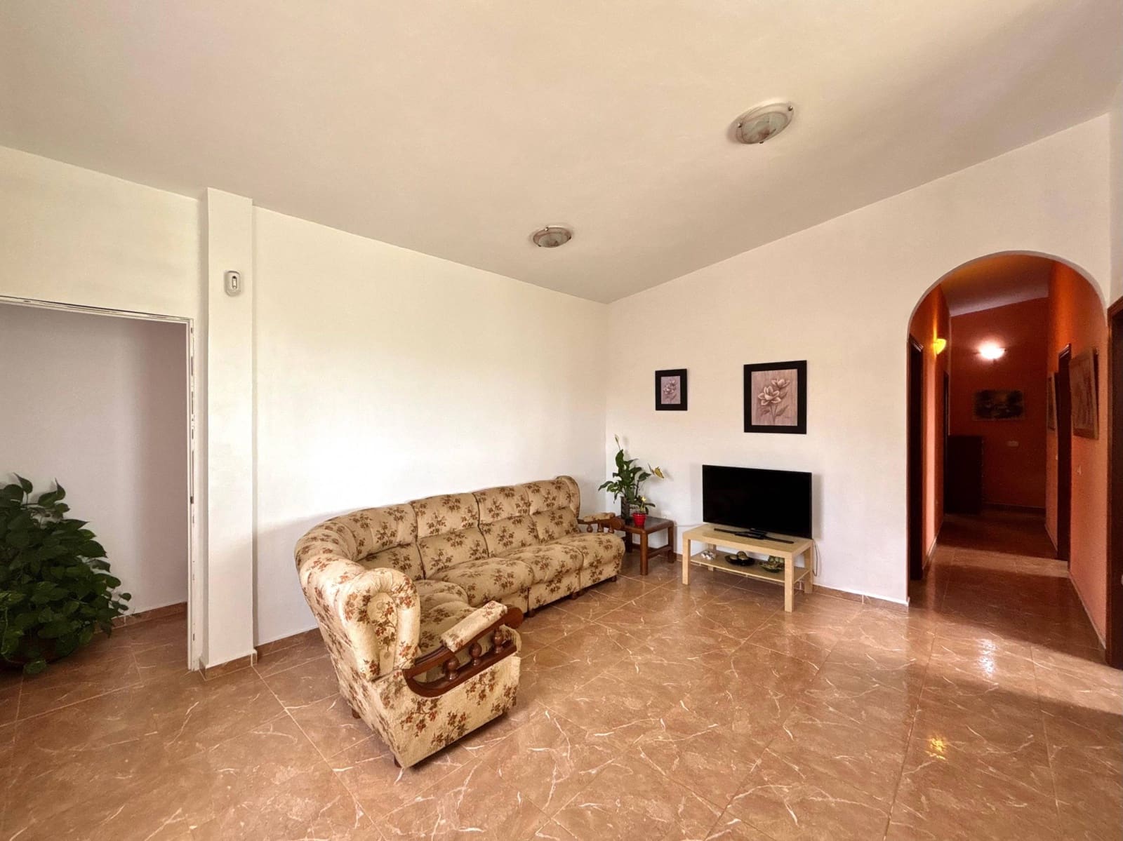 8 soverom Finca/Herregård til salgs i El Rosario med garasje - € 485 000 (Ref: 9262602)