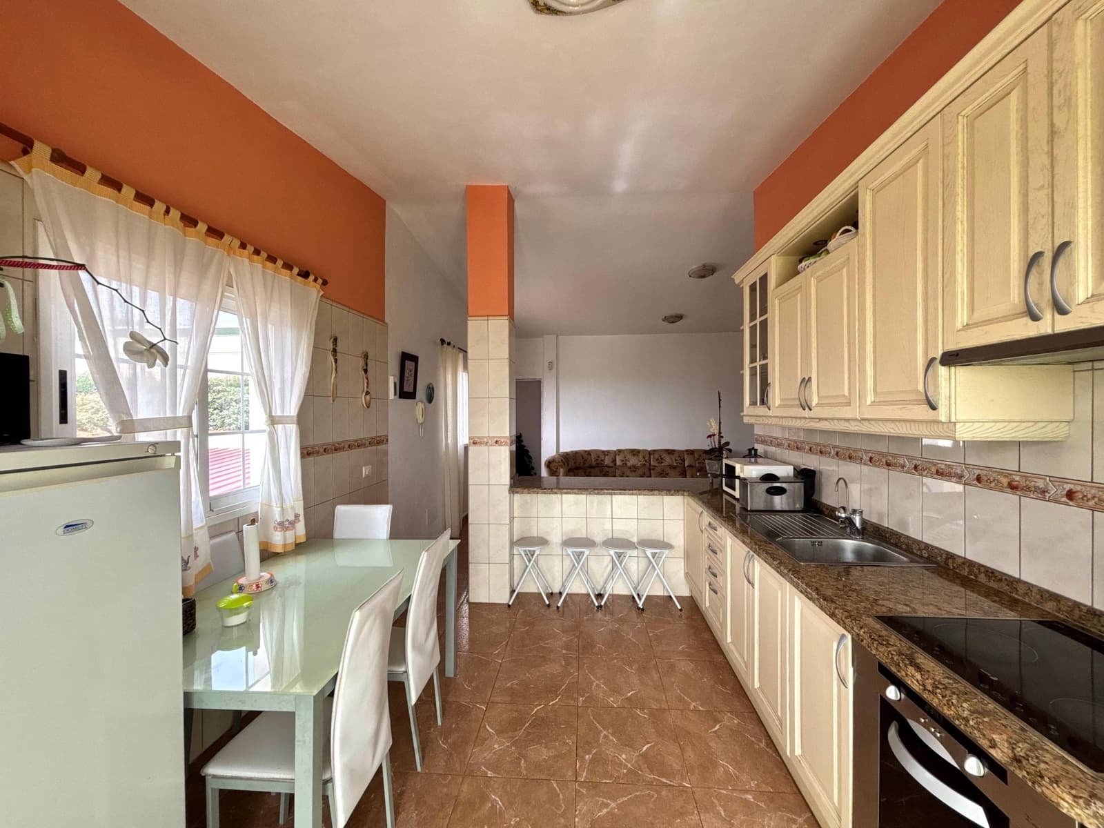 8 soverom Finca/Herregård til salgs i El Rosario med garasje - € 485 000 (Ref: 9262602)