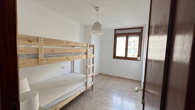 4 sovrum Lägenhet till salu i Santa Cruz de Tenerife med garage - 390 000 € (Ref: 9264532)