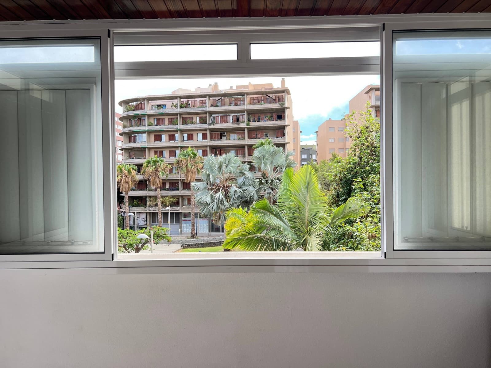 4 soveværelse Lejlighed til salg i Santa Cruz de Tenerife med garage - € 390.000 (Ref: 9264532)