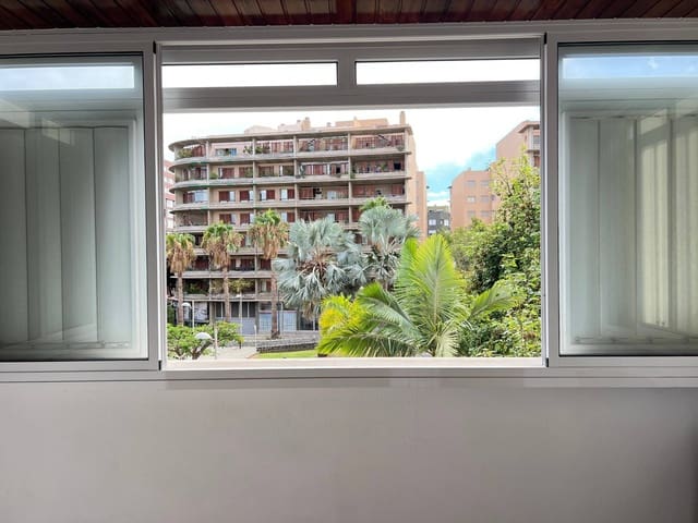 4 sovrum Lägenhet till salu i Santa Cruz de Tenerife med garage - 390 000 € (Ref: 9264532)
