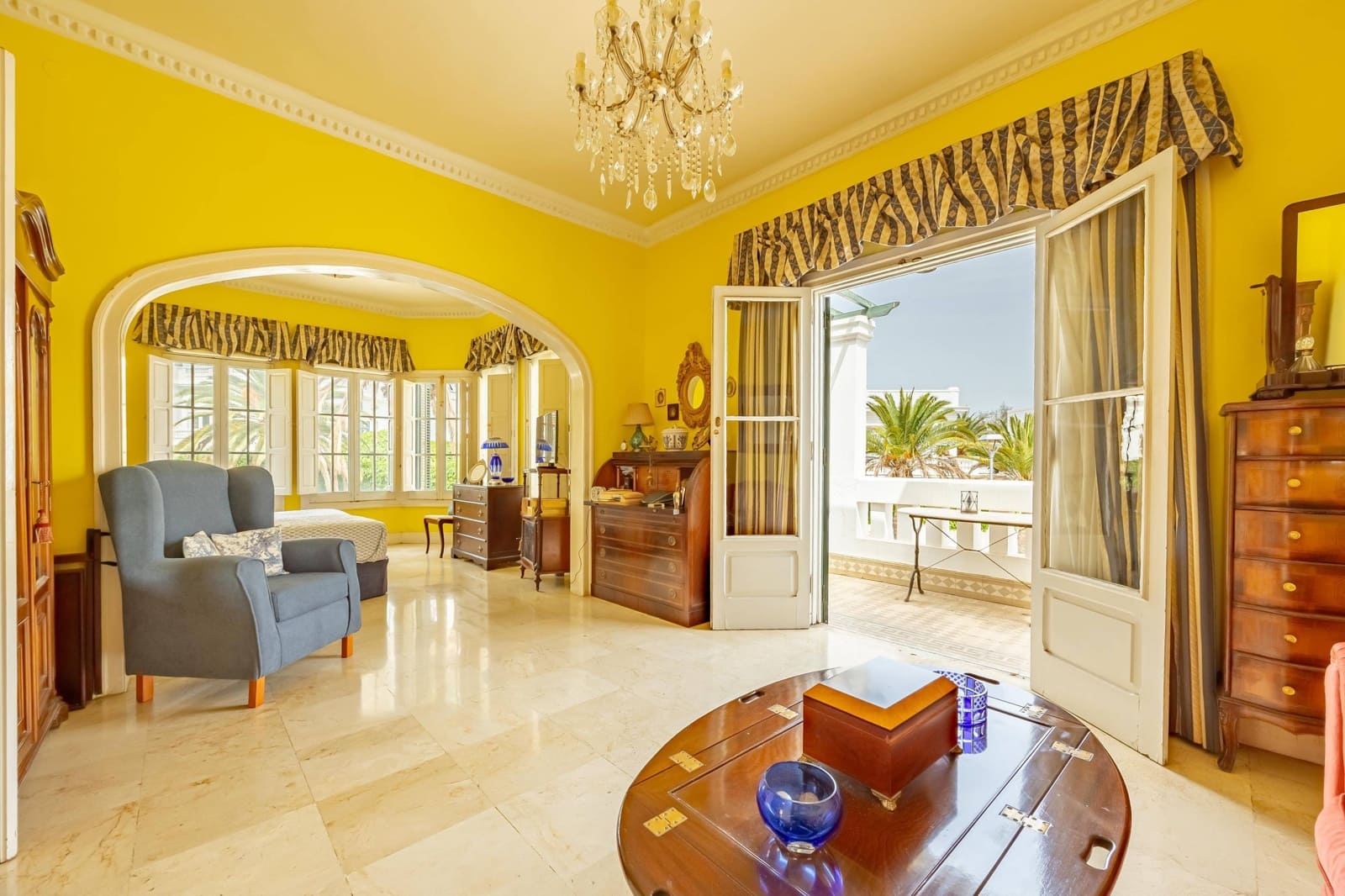 5 sypialnia Willa na sprzedaż w Las Palmas de Gran Canaria z garażem - 1 100 000 € (Ref: 9265393)