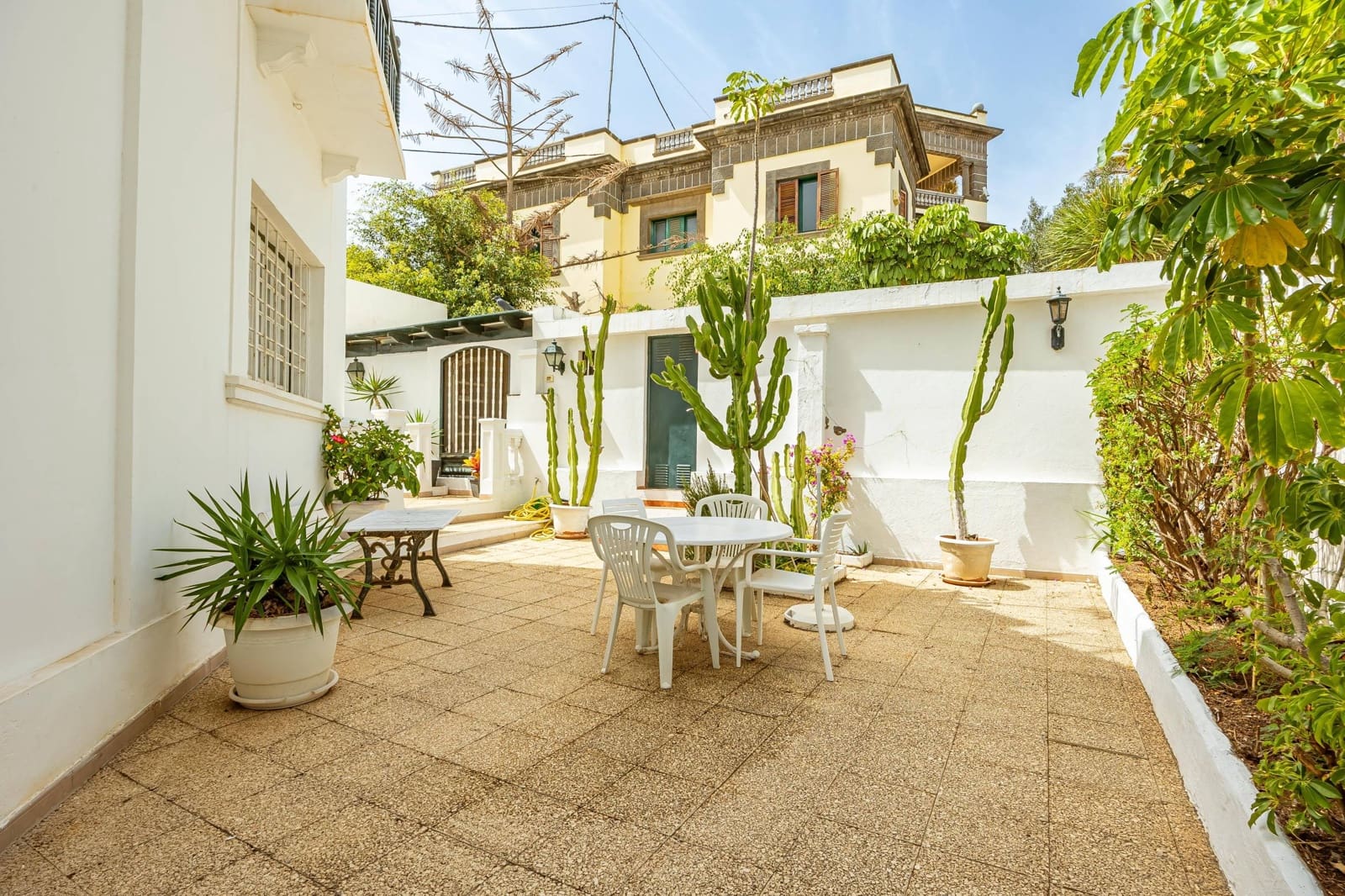 5 sypialnia Willa na sprzedaż w Las Palmas de Gran Canaria z garażem - 1 100 000 € (Ref: 9265393)