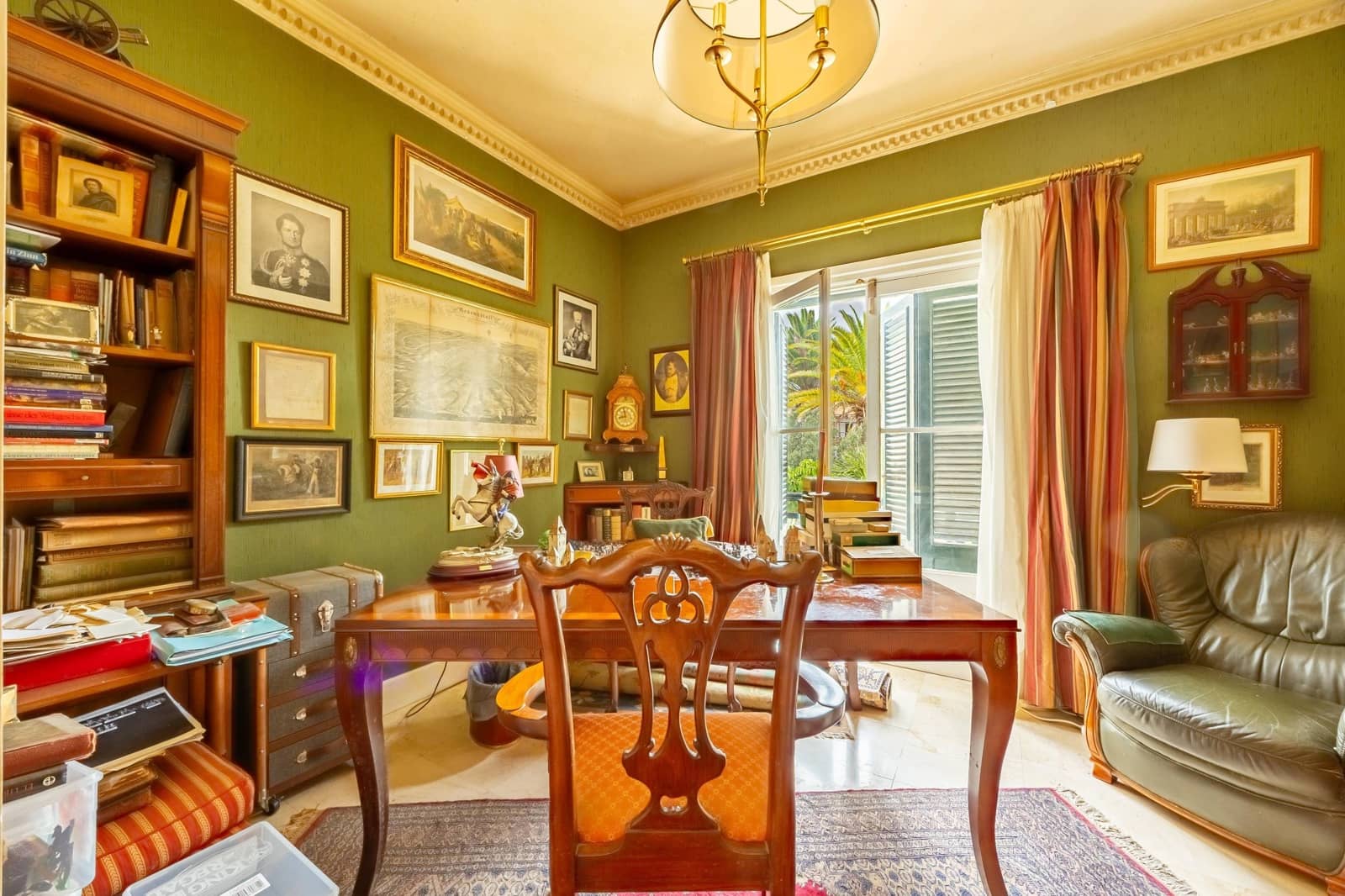 5 sovrum Villa till salu i Las Palmas de Gran Canaria med garage - 1 100 000 € (Ref: 9265393)