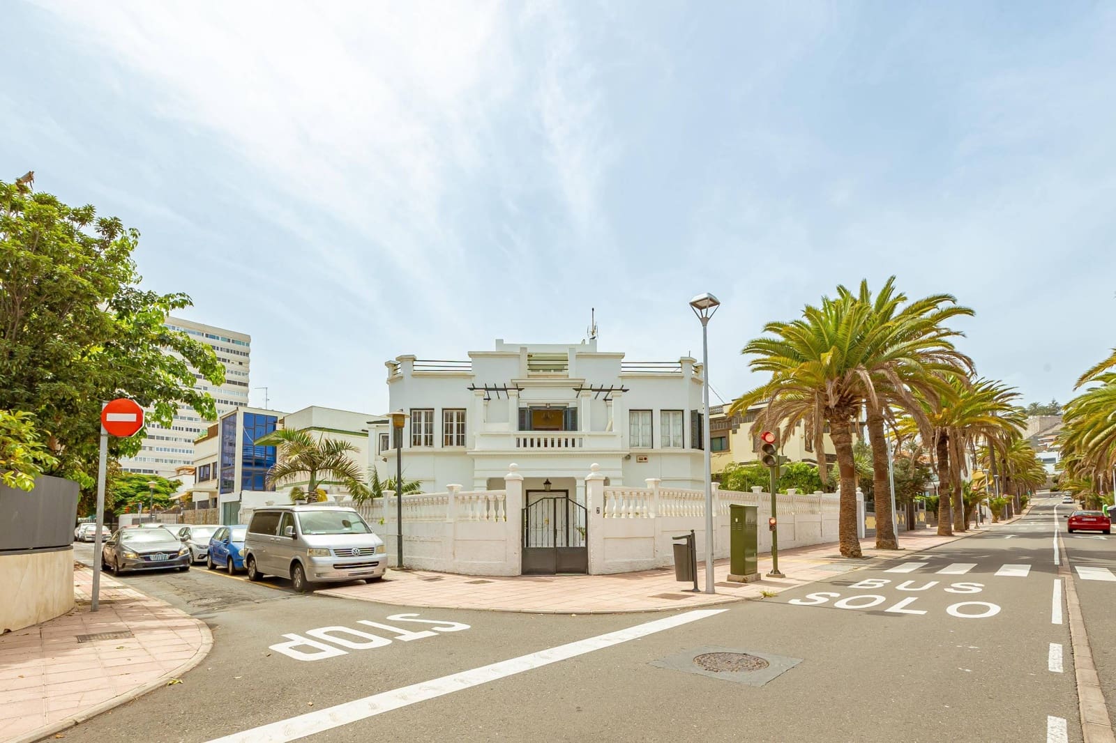 5 sovrum Villa till salu i Las Palmas de Gran Canaria med garage - 1 100 000 € (Ref: 9265393)