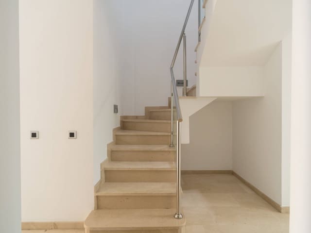 Piso de 3 habitaciones en Triana, Las Palmas de Gran Canaria en venta con garaje - 399.000 € (Ref: 9276336)