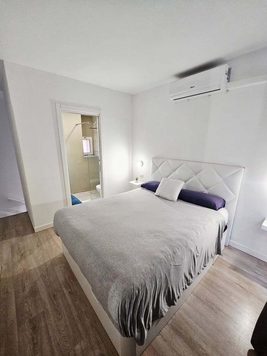 Bungalow de 1 habitación en Playa del Inglés en venta - 295.000 € (Ref: 9276337)