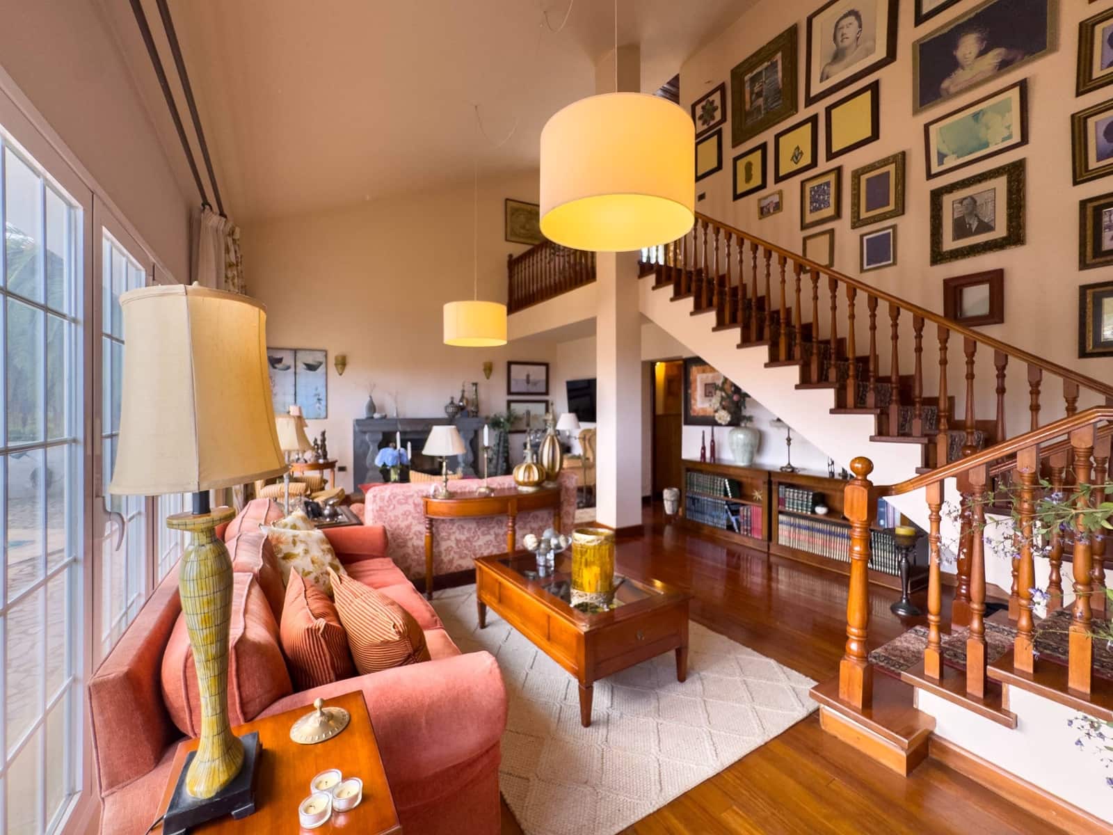 4 bedroom Villa for sale in El Rosario with pool garage - € 999,900 (Ref: 9282218)