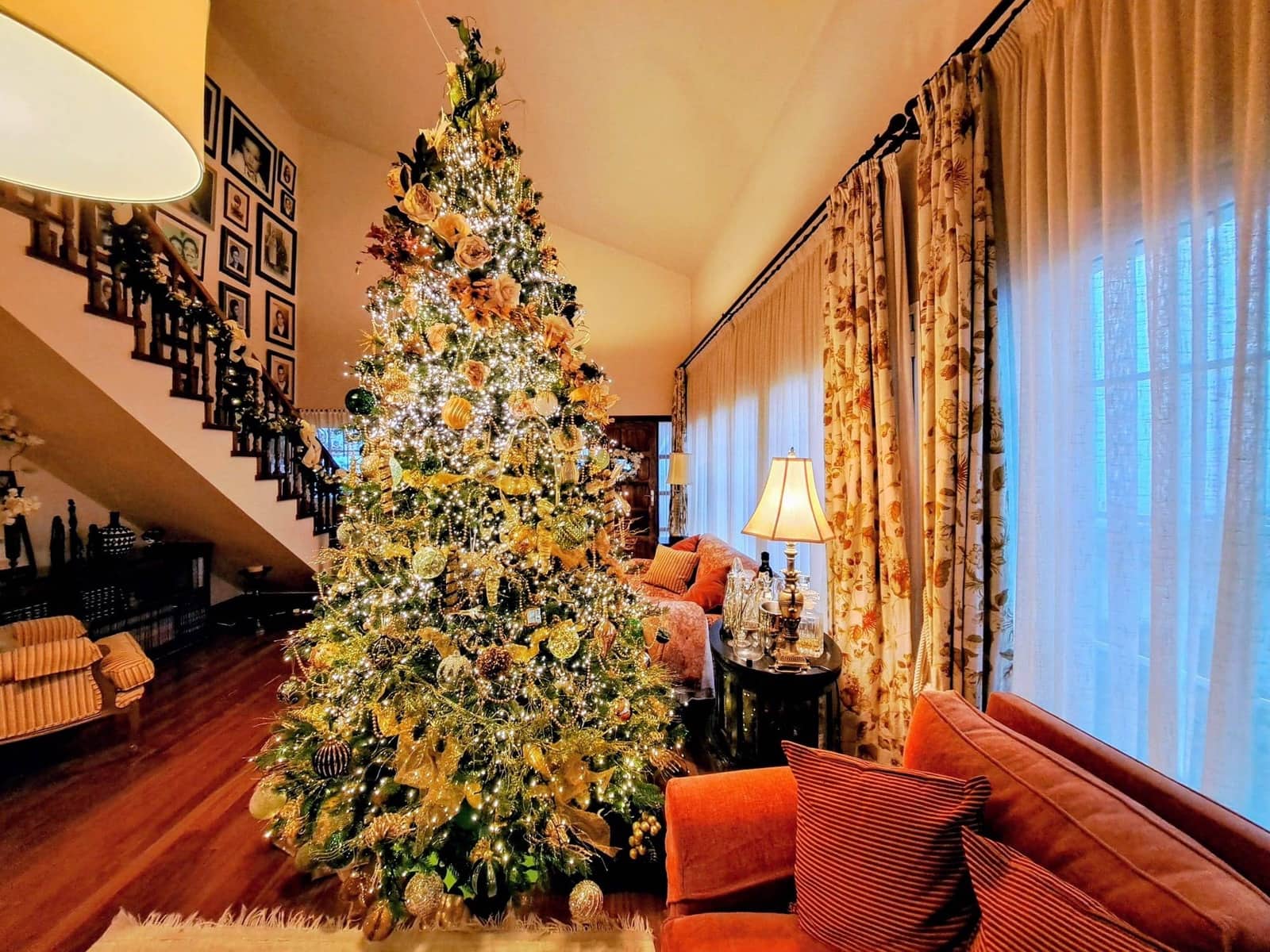 4 bedroom Villa for sale in El Rosario with pool garage - € 999,900 (Ref: 9282218)