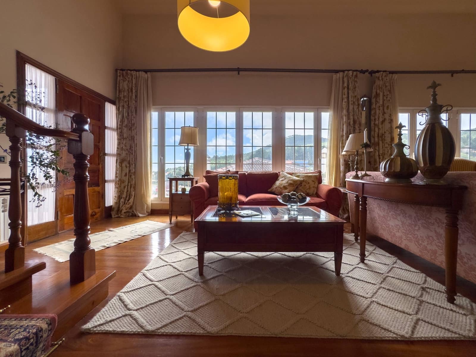 4 bedroom Villa for sale in El Rosario with pool garage - € 999,900 (Ref: 9282218)