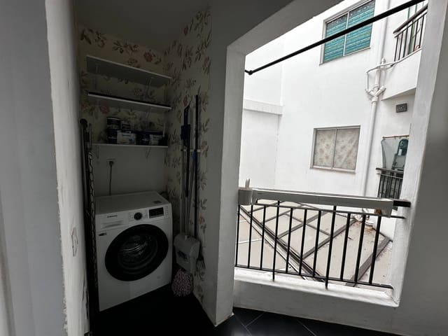 1 soveværelse Lejlighed til salg i Santa Cruz de Tenerife med garage - € 310.000 (Ref: 9291561)