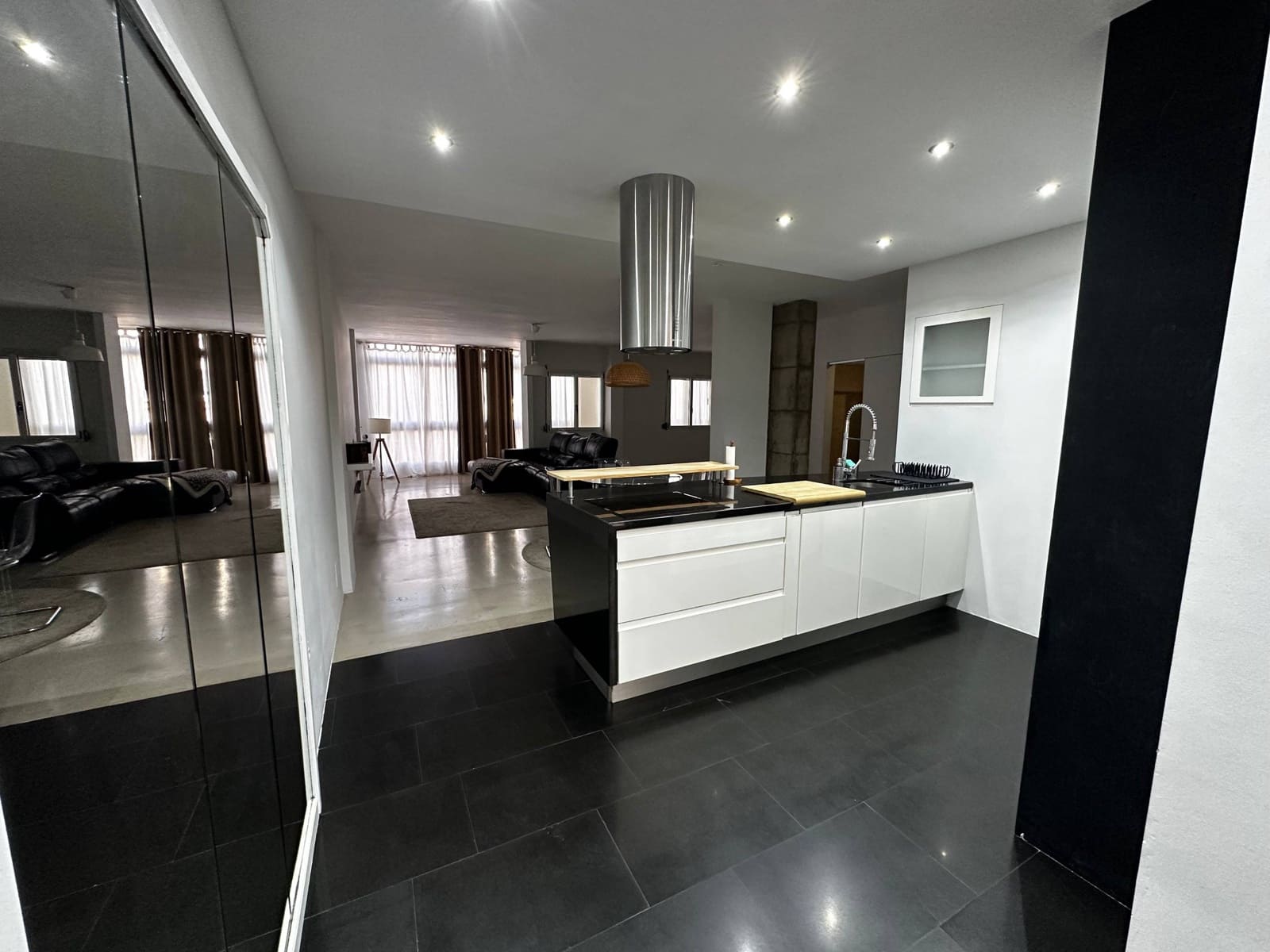 1 makuuhuone Asunto myytävänä paikassa Santa Cruz de Tenerife mukana 
autotalli - 310 000 € (Ref: 9291561)