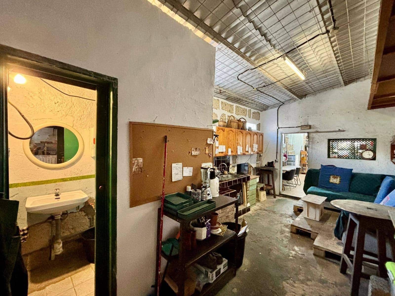 Commerciale da affittare in Guimar - 400 € (Rif: 9301051)