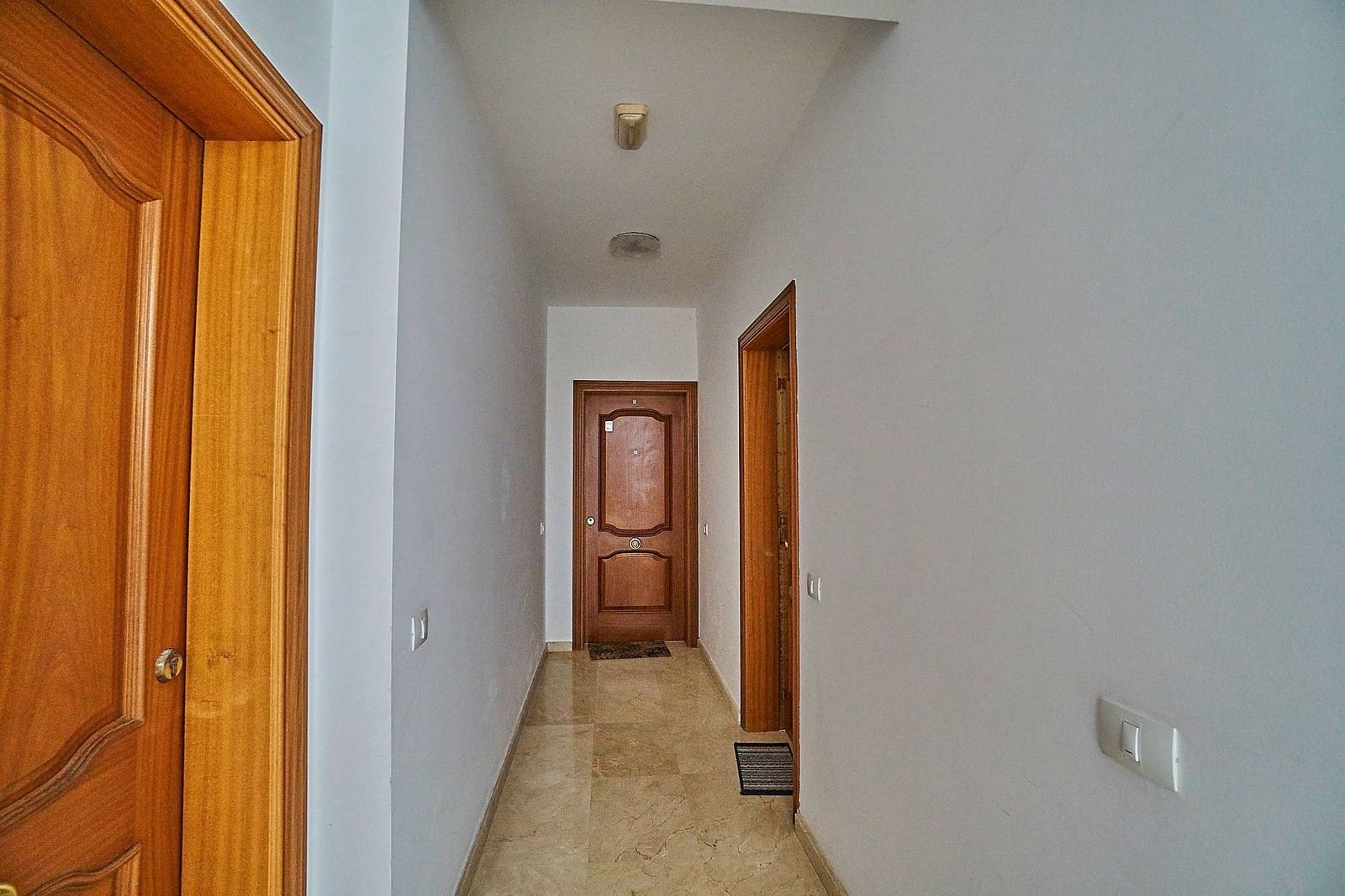 2 makuuhuone Asunto myytävänä paikassa Las Palmas de Gran Canaria mukana 
autotalli - 257 000 € (Ref: 9308511)