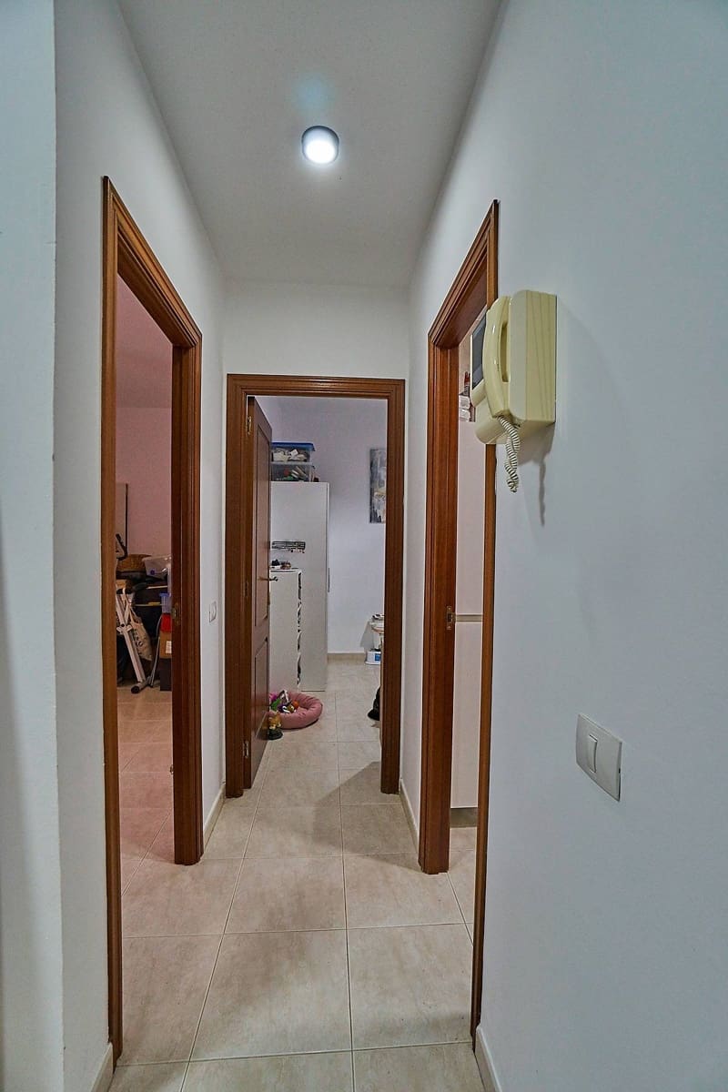 2 makuuhuone Asunto myytävänä paikassa Las Palmas de Gran Canaria mukana 
autotalli - 257 000 € (Ref: 9308511)