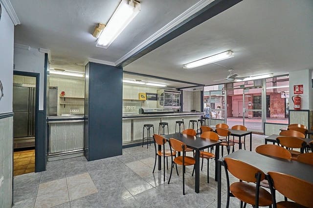 Local Comercial en Guanarteme, Las Palmas de Gran Canaria en venta - 201.000 € (Ref: 9310898)
