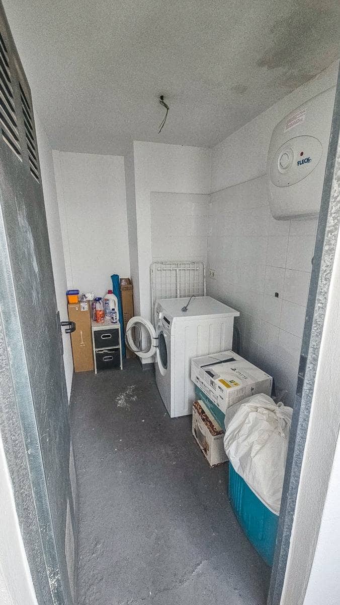 2 soverom Leilighet til salgs i Las Palmas de Gran Canaria - € 225 000 (Ref: 9312881)