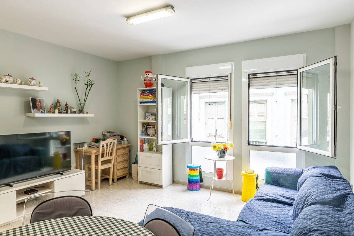 2 soverom Leilighet til salgs i Las Palmas de Gran Canaria - € 225 000 (Ref: 9312881)