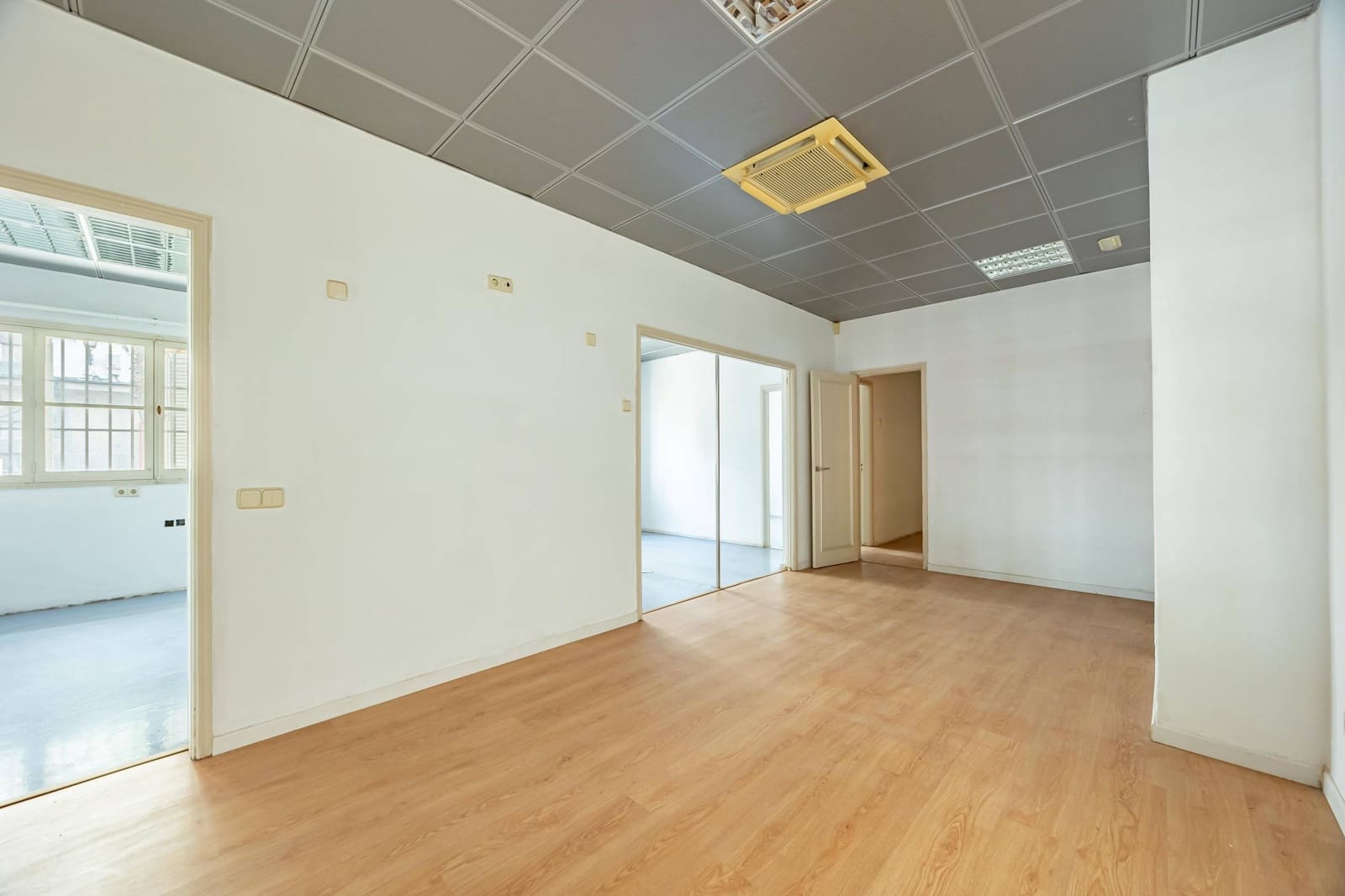 8 soveværelse Lejlighed til salg i Las Palmas de Gran Canaria - € 380.000 (Ref: 9321908)