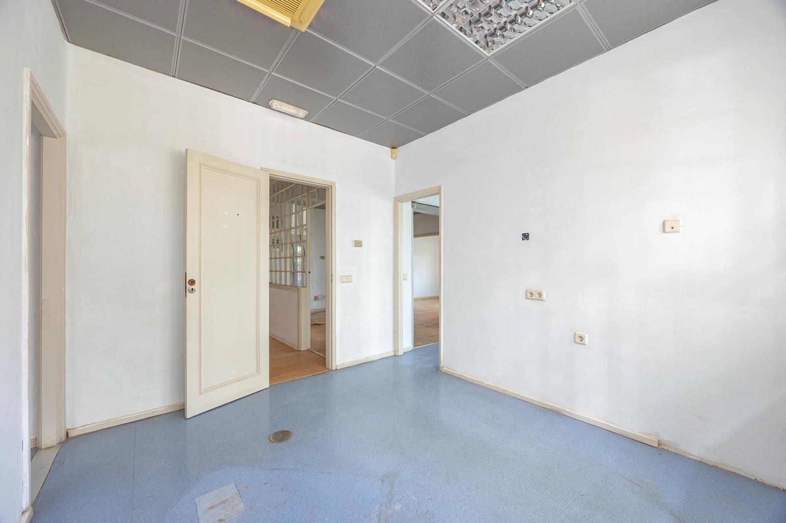 8 sovrum Lägenhet till salu i Las Palmas de Gran Canaria - 380 000 € (Ref: 9321908)