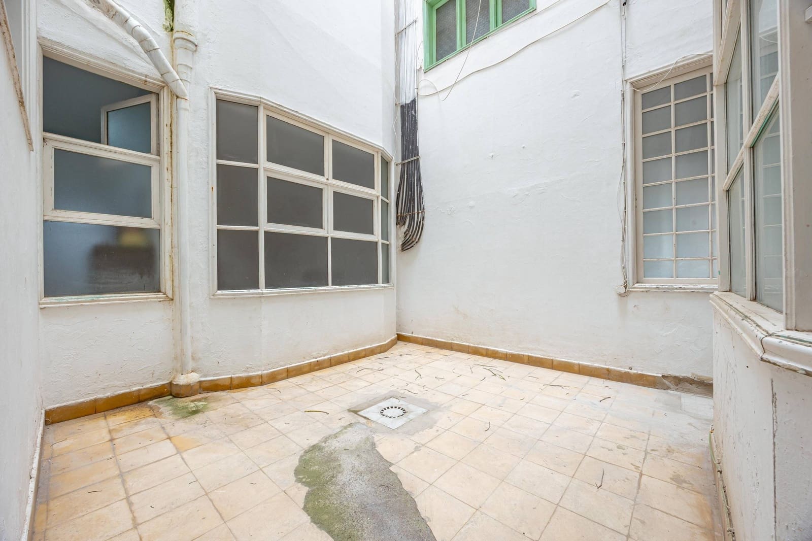 8 sovrum Lägenhet till salu i Las Palmas de Gran Canaria - 380 000 € (Ref: 9321908)