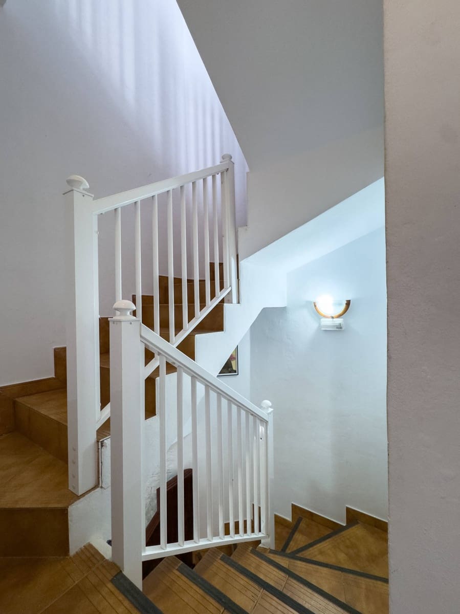 2 slaapkamer Rijtjeshuis te koop in Arico met garage - € 305.000 (Ref: 9321909)