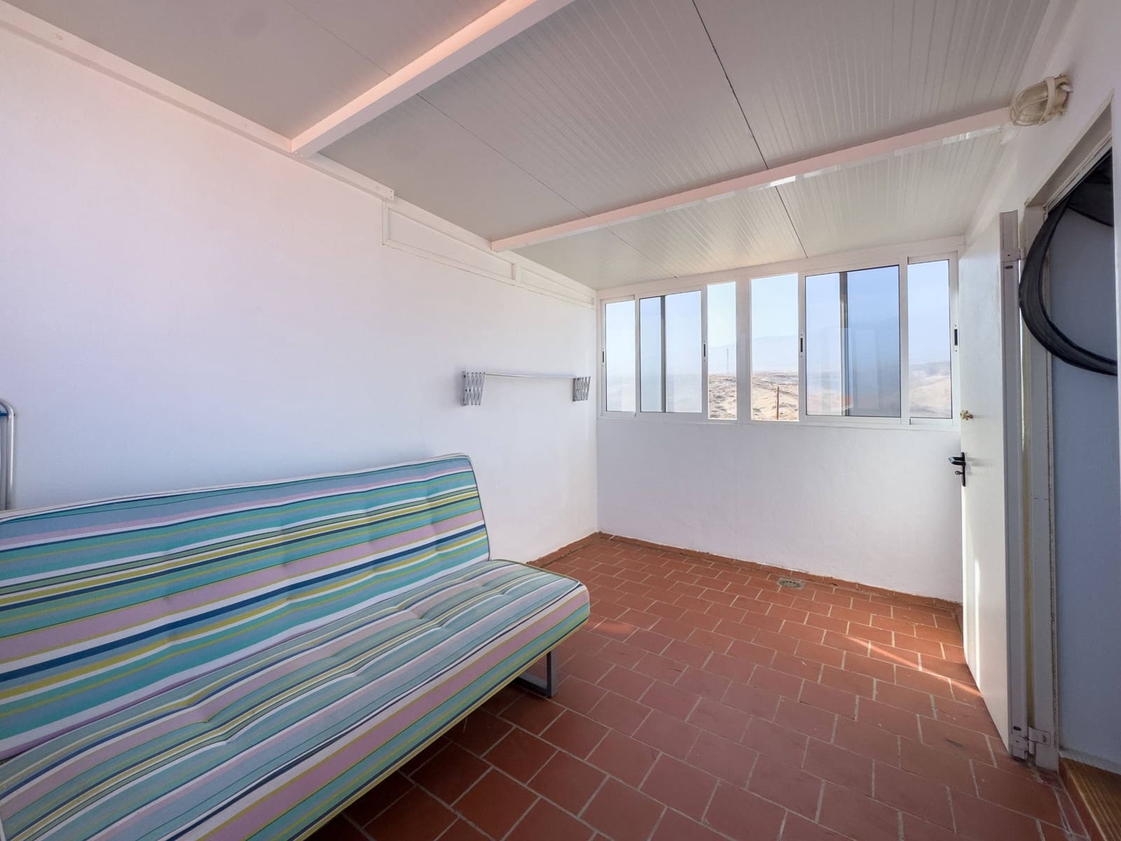 2 bedroom Terraced Villa for sale in Arico with garage - € 299,000 (Ref: 9321909)