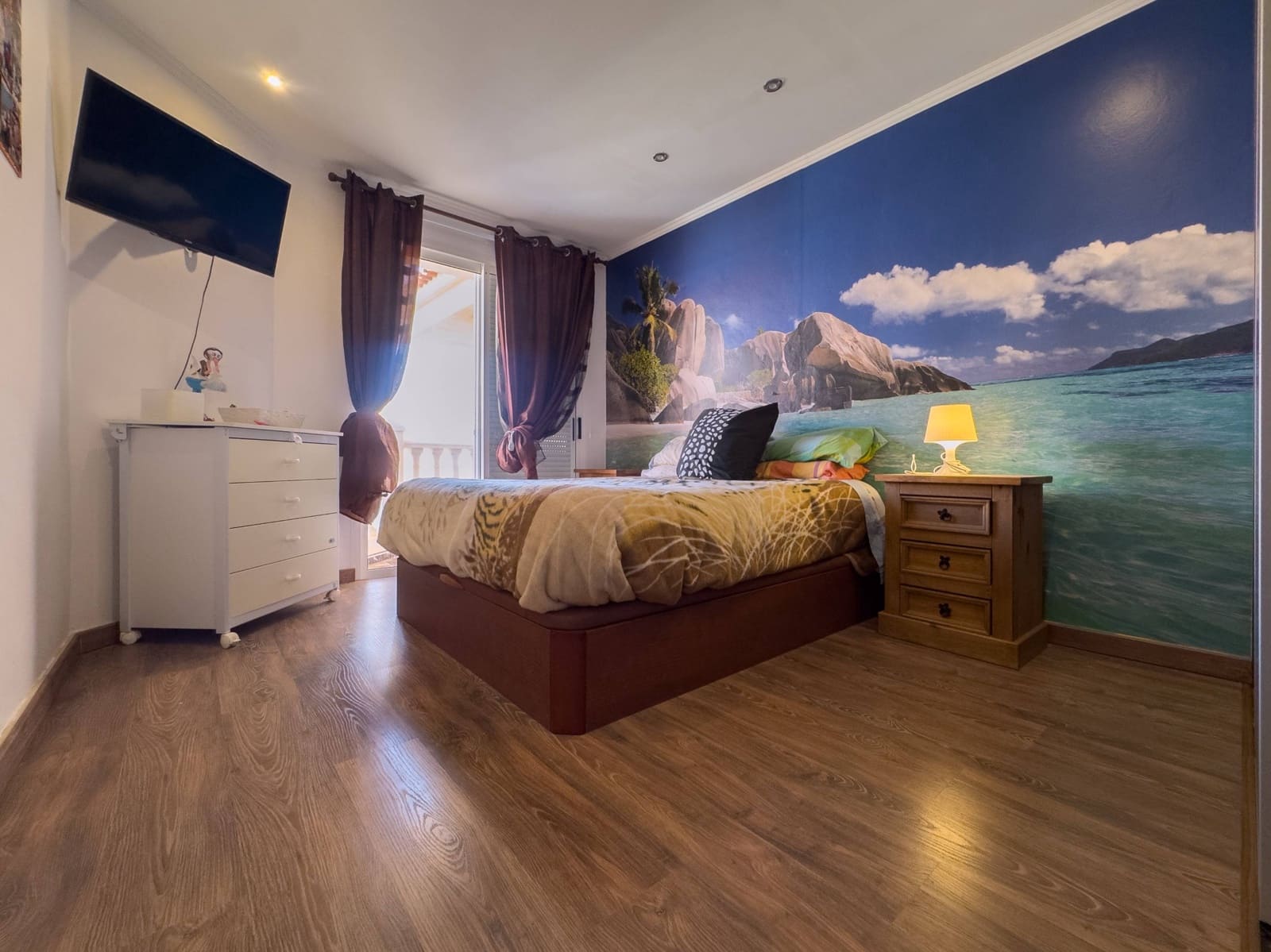 2 camera da letto Villetta a Schiera in vendita in Arico con garage - 299.000 € (Rif: 9321909)