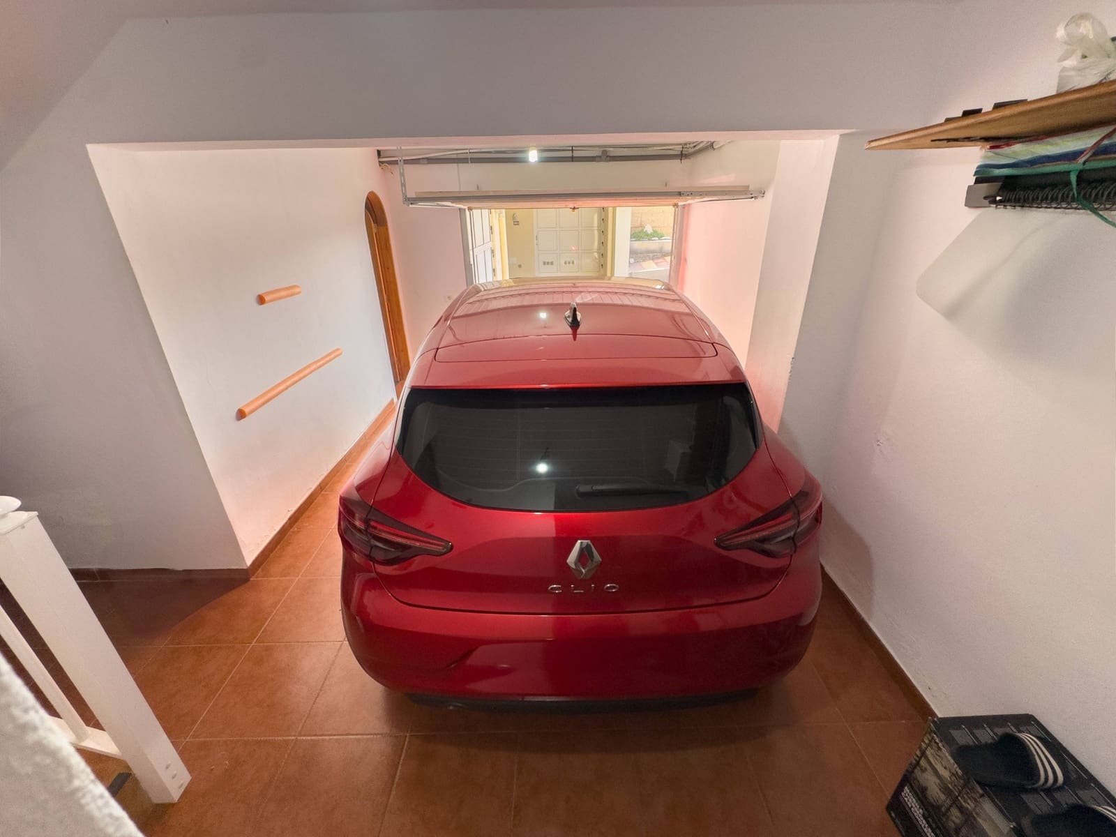 2 bedroom Terraced Villa for sale in Arico with garage - € 299,000 (Ref: 9321909)