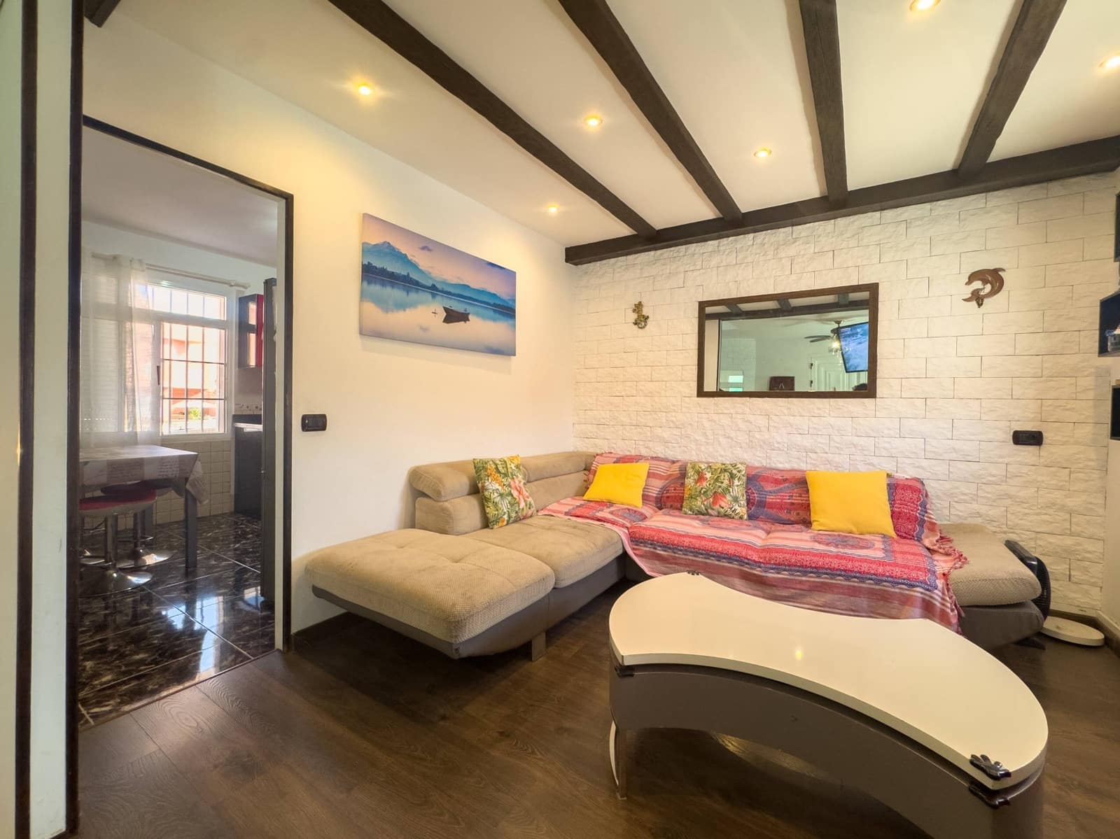 2 bedroom Terraced Villa for sale in Arico with garage - € 299,000 (Ref: 9321909)