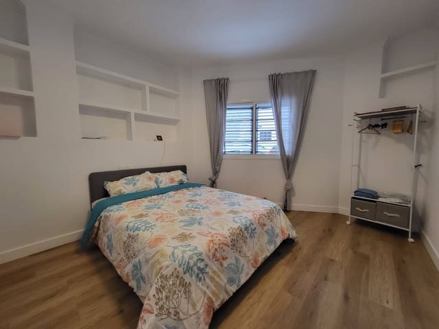 1 soverom Leilighet til salgs i Las Palmas de Gran Canaria - € 157 000 (Ref: 9330644)