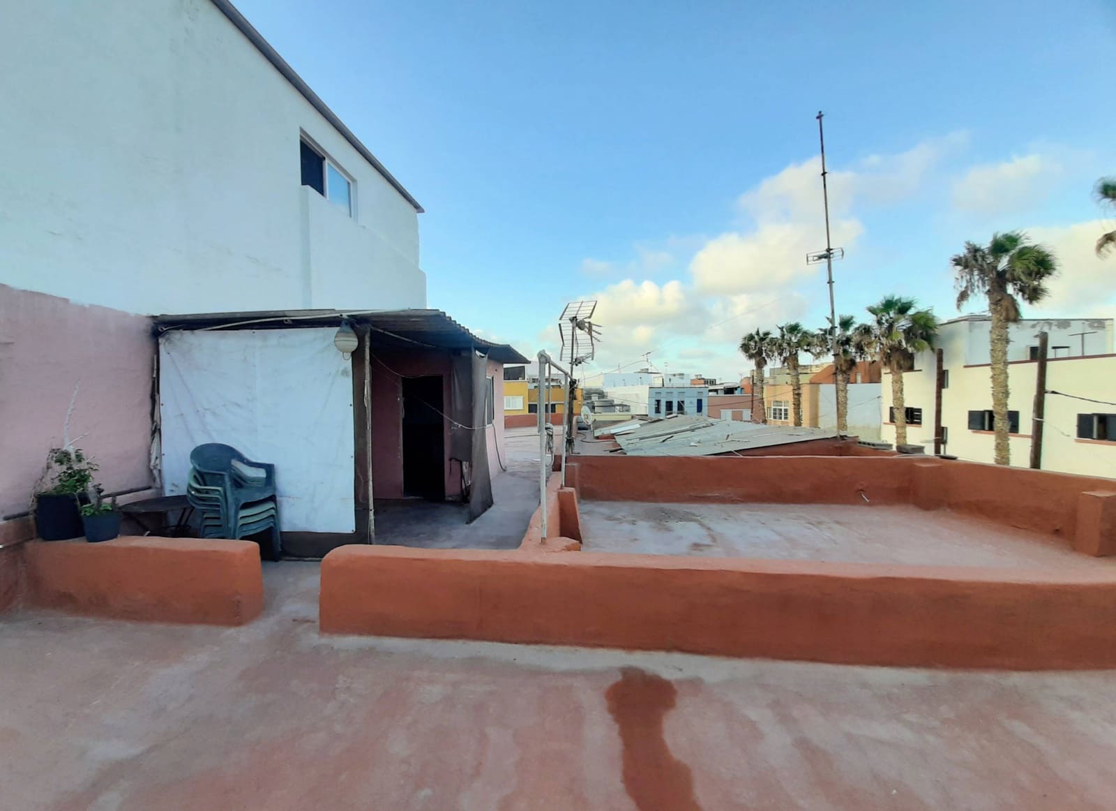 7 soveværelse Byhus til salg i Las Palmas de Gran Canaria - € 320.000 (Ref: 9330645)