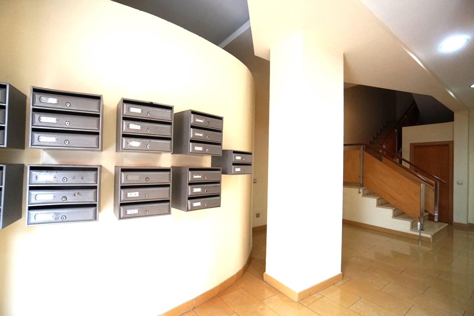 3 slaapkamer Flat te huur in Las Palmas de Gran Canaria met garage - € 1.200 (Ref: 9353621)