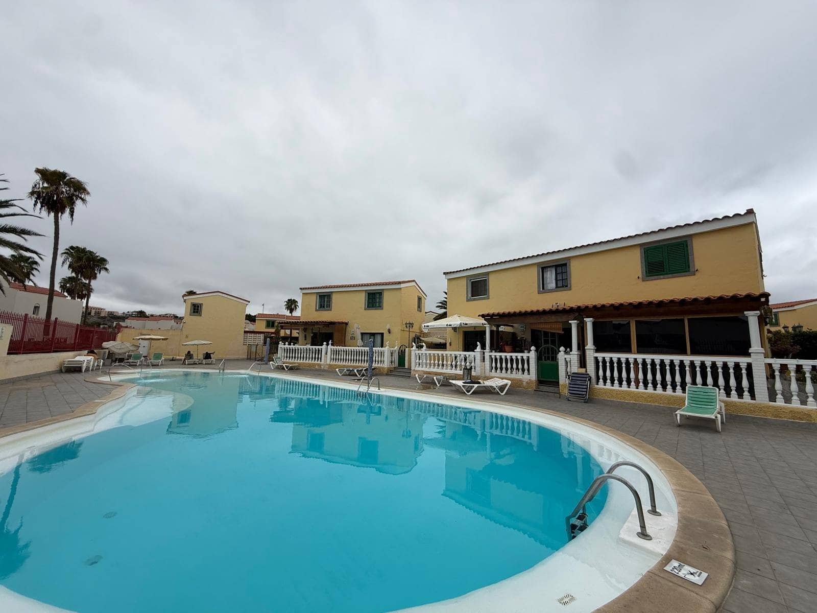 2 soverom Kjedet enebolig til leie i San Bartolome de Tirajana - € 1 400 (Ref: 9353622)