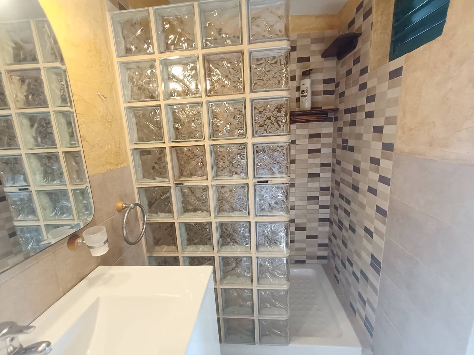 2 soverom Kjedet enebolig til leie i San Bartolome de Tirajana - € 1 400 (Ref: 9353622)