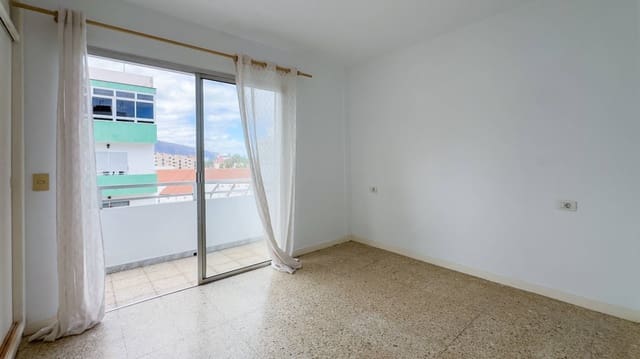 3 quarto Apartamento para venda em Puerto de la Cruz - 255 000 € (Ref: 9355850)