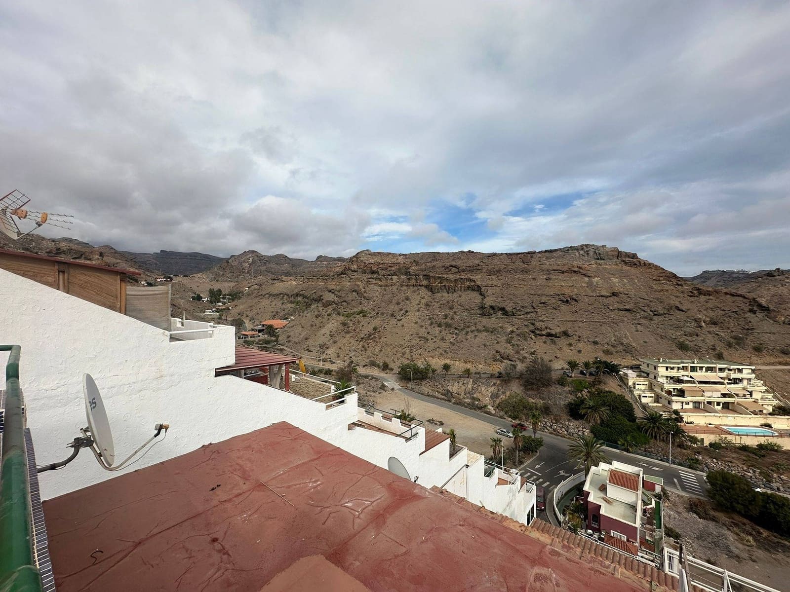 2 bedroom Apartment for sale in Mogan with pool - € 185,000 (Ref: 9357207)